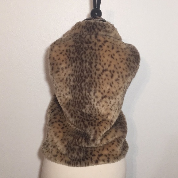 Catherine Malandrino Faux Fur Vest Animal Print With Pockets Girls Size 14/16 - Picture 5 of 7